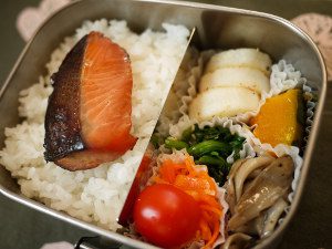 鮭の味噌焼き弁当